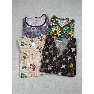 Lot Of 4 Womens 3 Size M 1 Size S Printed Scrub Tops